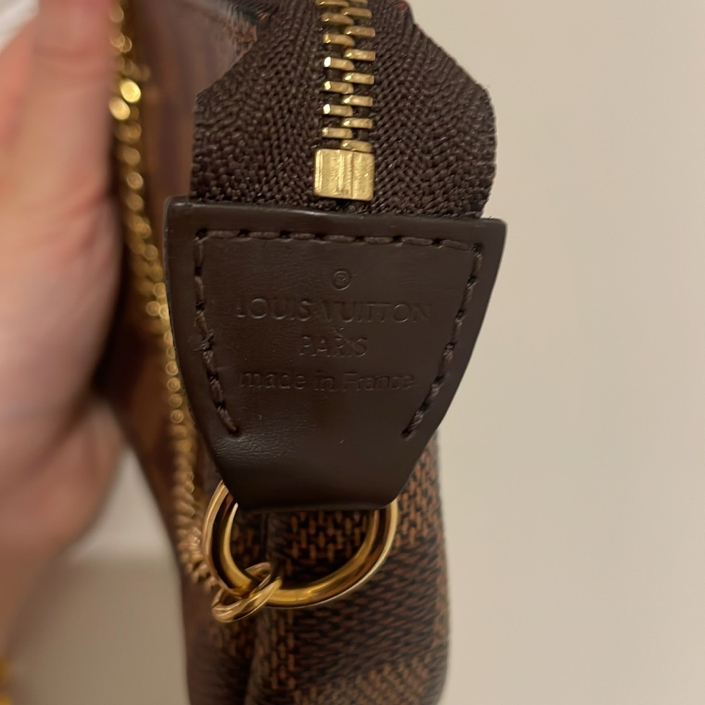 Louis Vuitton Mini Pochette Accessoires - Picture 3 of 6